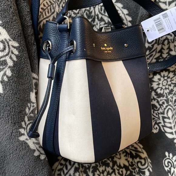 Kate Spade Marti Small Bucket Bag Even Stripe Blazer Blue - Picture 11 of 16